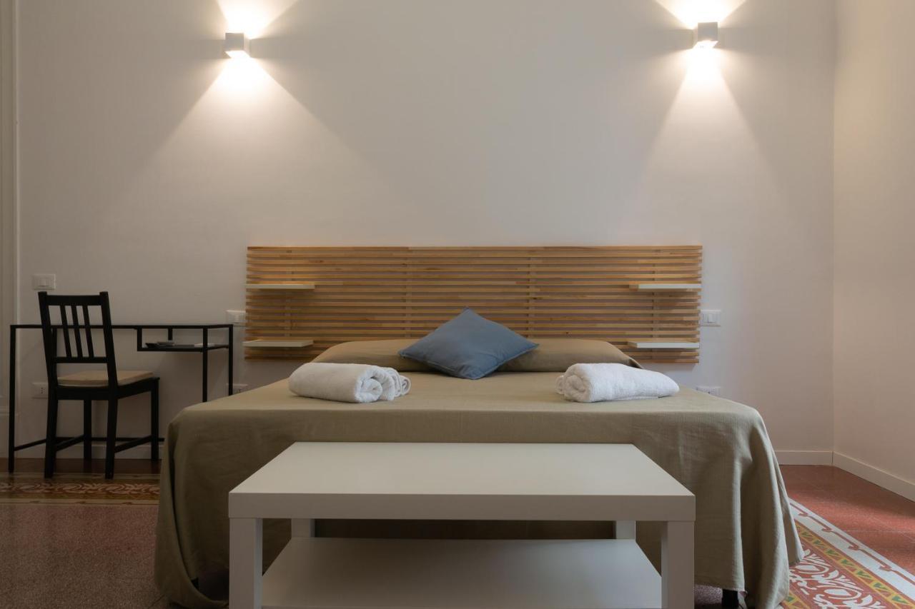 Piazza Florio Rooms Palermo Eksteriør billede