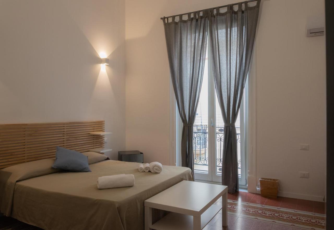 Piazza Florio Rooms Palermo Eksteriør billede